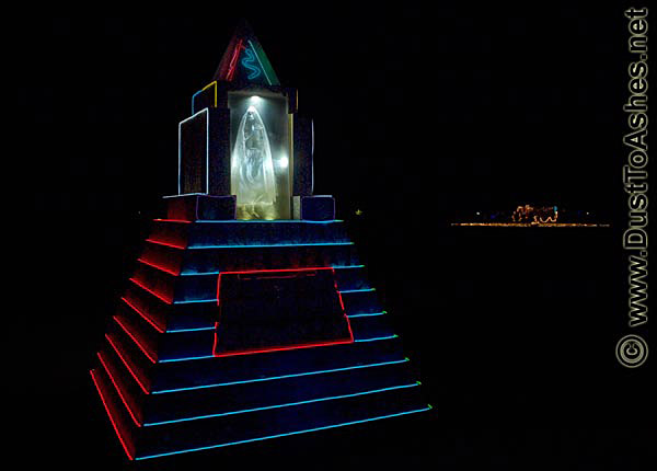 Mayan pyramid replica