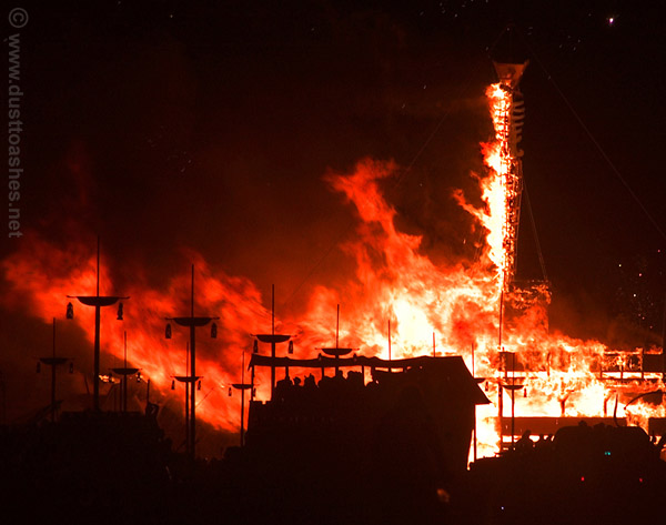 Sideview during the burning down the man ceremony